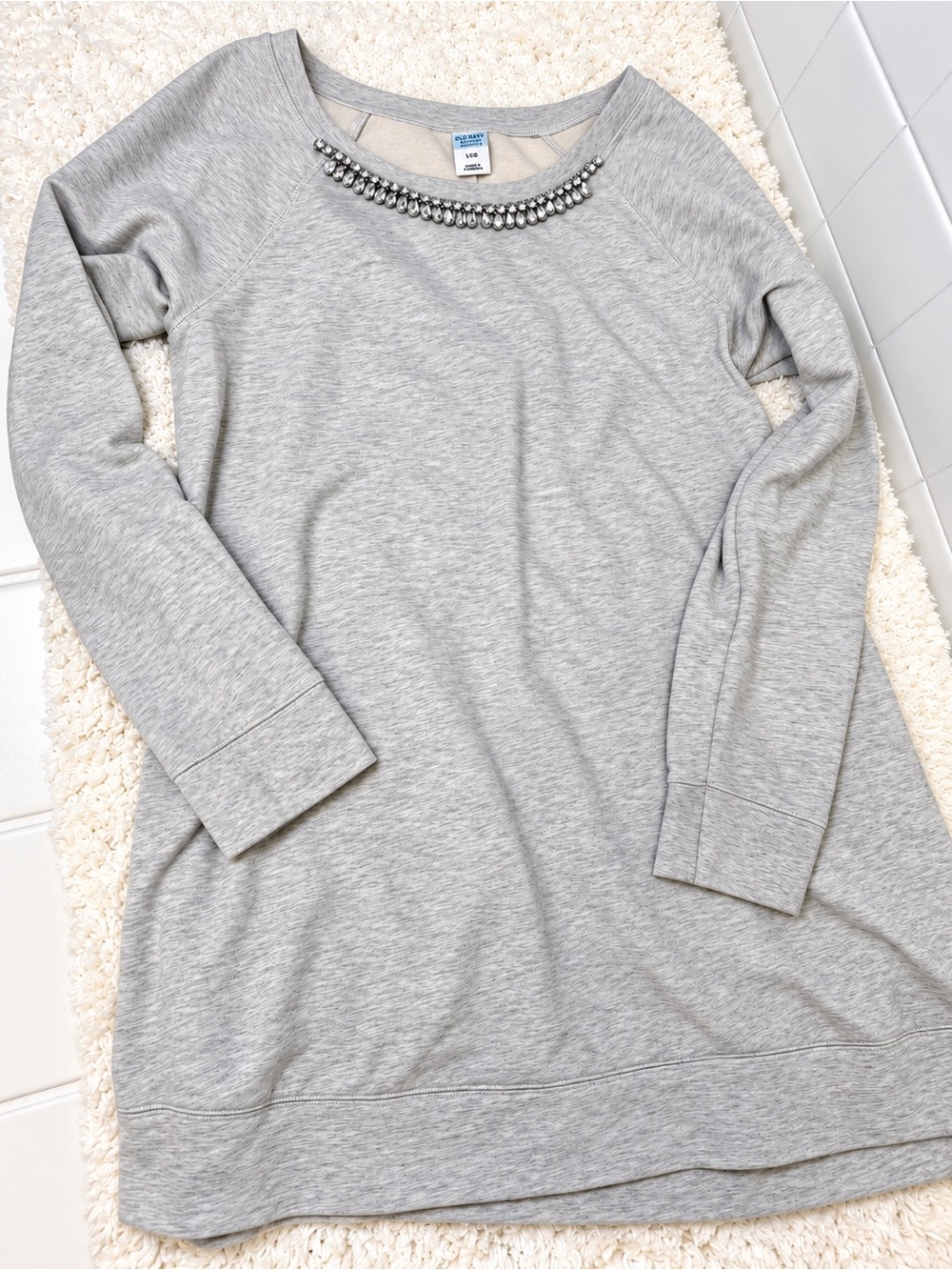 Old Navy Maternity Jeweled Neck Cozy Tunic โ Size Large